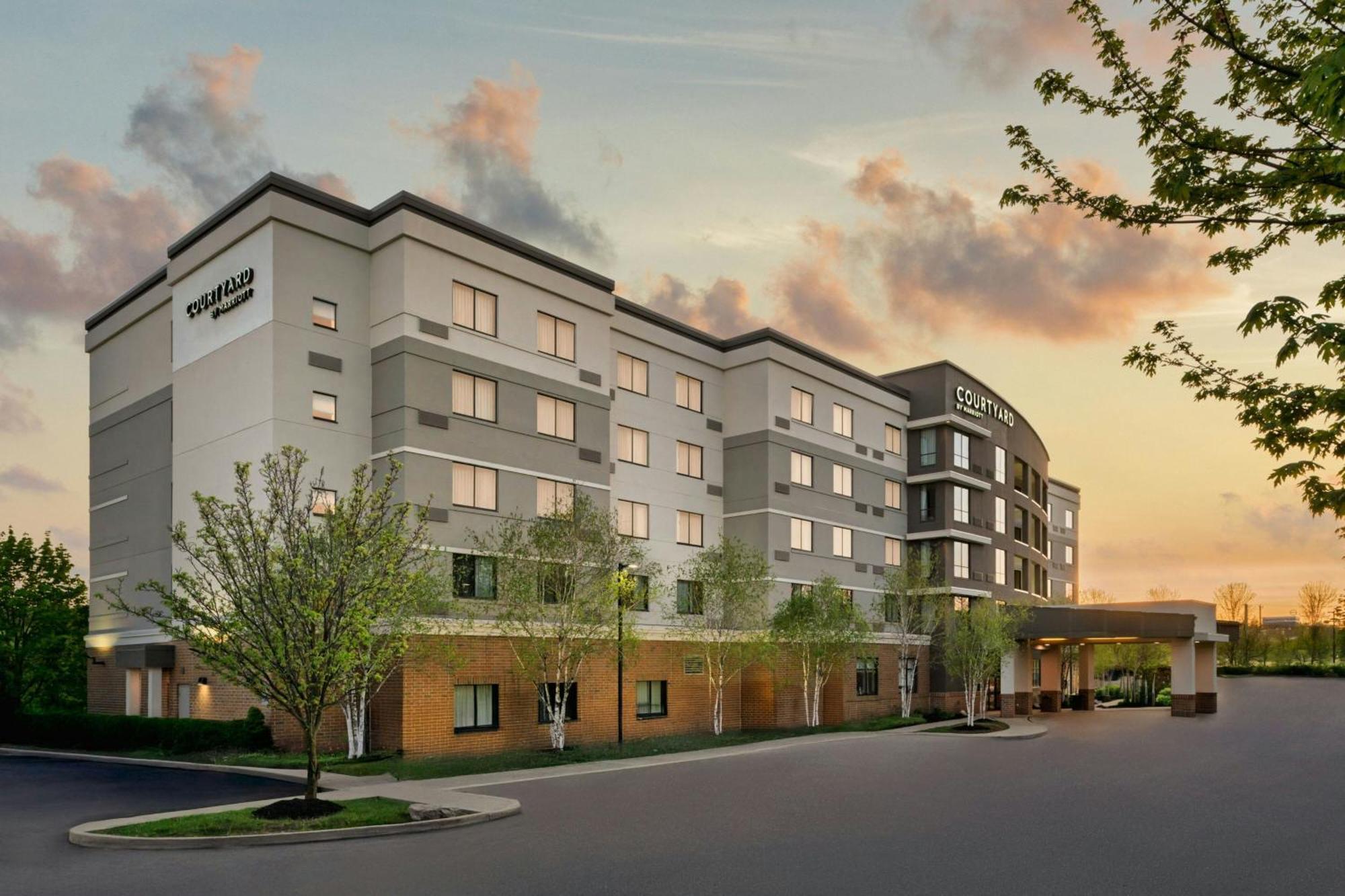 Courtyard Pittsburgh Settlers Ridge/robinson Township 3* Imperial